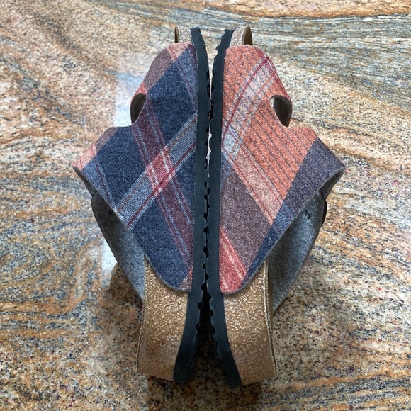 Practically new condition Papillio Birk sandals. EU41, plaid wool upper - Picture 4 of 6